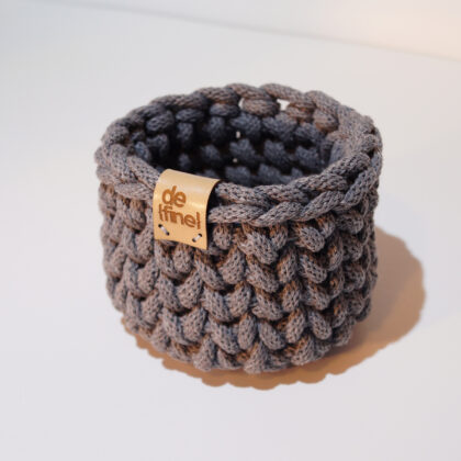 Mały koszyczek grafitowy