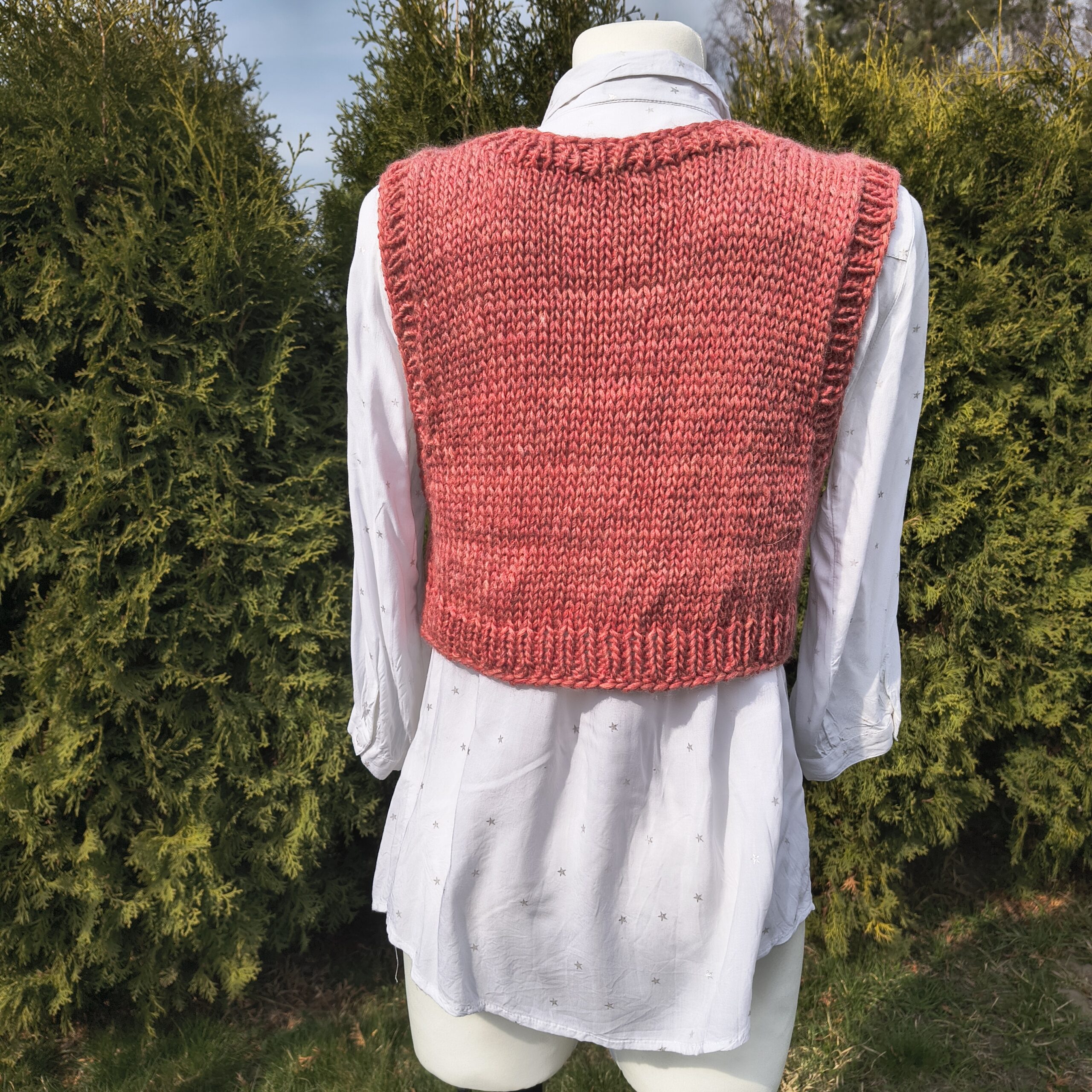 Kamizelka krótka - łososiowa - Image 4