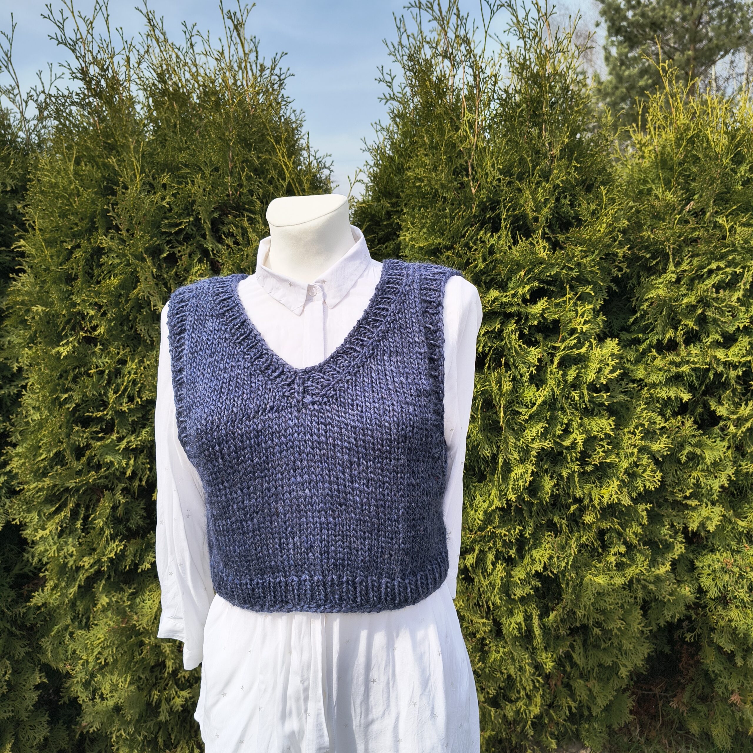 Kamizelka krótka - granatowa